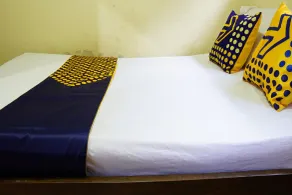 Hotel O Kost Bu Tutik Syariah - Room