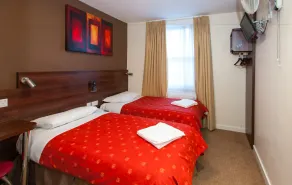 Marble Arch Inn - Chambre