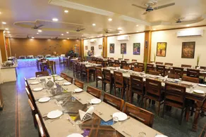 Raj Palace Resort - Restaurant