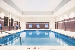 La Quinta by Wyndham Wichita Northeast - Piscine