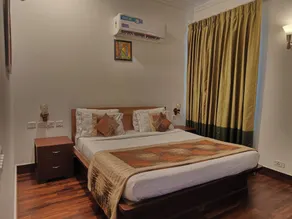 Tavisha Villa Film City Road Dadri Road - Chambre