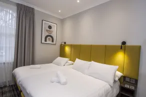 Howard Winchester Hotel - Chambre