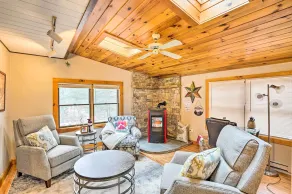 Berkshires Getaway < 1 Mi Skiing & Hiking! - Interiør