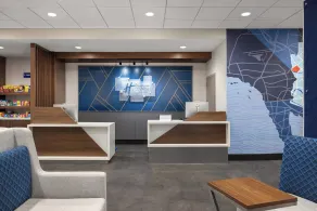 Holiday Inn Express & Suites Phoenix Midtown by IHG - Réception