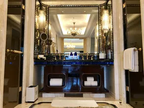Wanda Reign Wuhan - Room