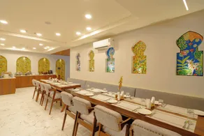 Alokah Kashi - Restaurant