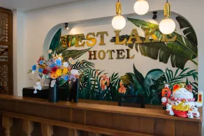 West Lake Hotel - Near Bai Dai Beach - Reception