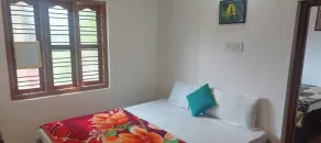 3 Seasons Homestay Chikmagalur - Habitación