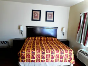 Crossroads Inn & Suites - Chambre