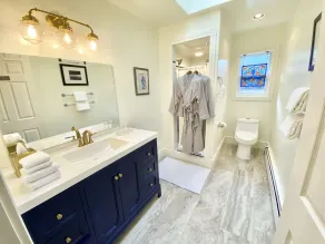 Otter's Pond Bed and Breakfast - Baño