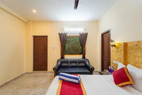 De Jardin Resort Pondicherry with Swimming Pool - Zimmer
