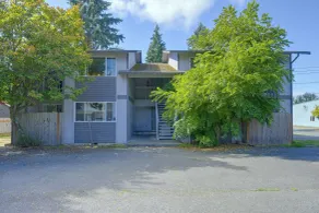 Centrally Located Lacey Escape: 2 Mi to Hospital - Interior