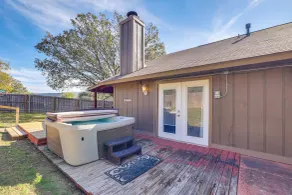 Private Pool & Hot Tub: Dog-friendly Live Oak Home - Intérieur
