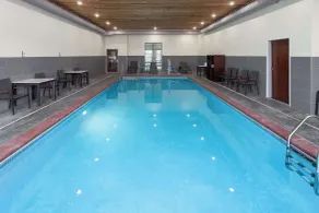 La Quinta Inn & Suites by Wyndham Coralville Iowa City - Piscine