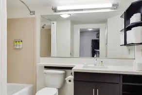 Candlewood Suites Fort Lauderdale Airport-Cruise by IHG - Salle de bain