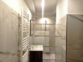 Essentia Guest House - Bathroom