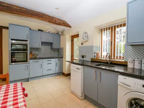 Sutton Barn - Private kitchen