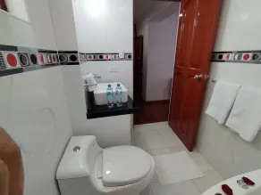 Kantu hotel - Bagno