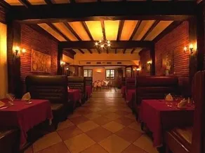 Logis Hotels - Hotel Restaurant l Enclos - Restaurant