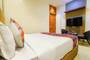 FabHotel Nexus Inn - Nr Nesco - Room