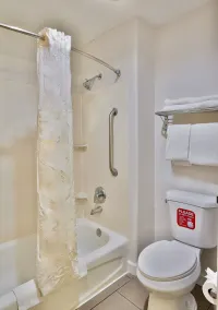 Baymont by Wyndham Tucson Airport - Salle de bain