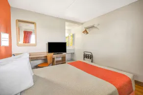Motel 6-North Ridgeville, OH - Cleveland Intl Airport - N Ridgeville - Chambre