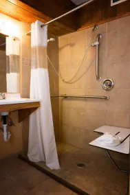 Days Inn by Wyndham West Allis/Milwaukee - Salle de bain