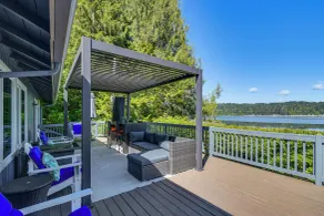 Waterfront Union Getaway w/ Ocean & Mtn Views - Innenbereich
