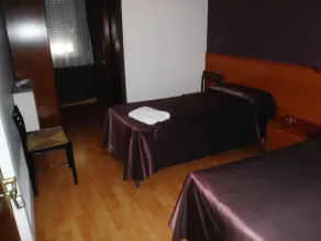 Hostal Restaurante Avenida de Madrid - Chambre