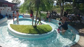 Yesday B&B - Pool