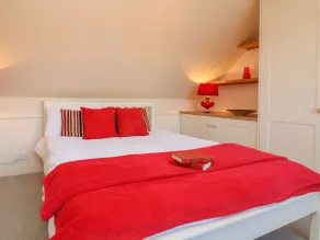 3 Lowerbourne Terrace - Room