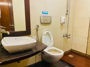 Qotel Hotel Pitampura - Camera