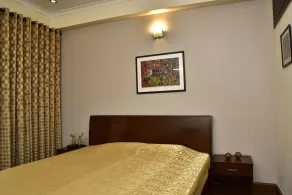 2BHK Comfortable Furnished Serviced Apartments in Hauz Khas - Woodpecker Apartments - Room