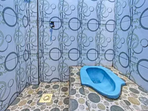 SPOT ON 91811 Rumah Inap Bunda Nurhayati - Salle de bain