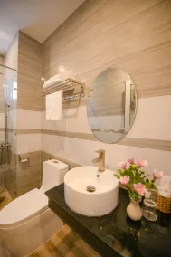 Thoi Binh Hotel - Bathroom