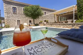 Mare Monte Luxury Suites - Pool