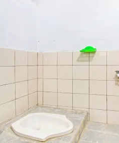 Pondok Backpackers Ardafa Jogja - Baño