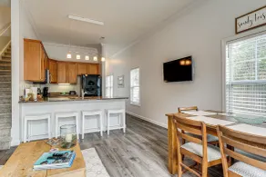 4 Mi to Ocean: Modern Townhome in Wilmington! - Intérieur