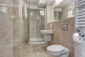 Hotel Gromada Warszawa Centrum - Bathroom