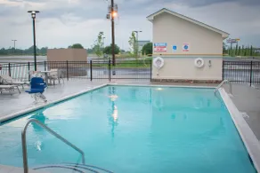 Holiday Inn Express & Suites West Memphis by IHG - Piscine