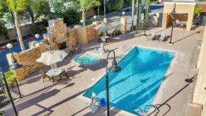 Hampton Inn And Suites Hemet - Piscine