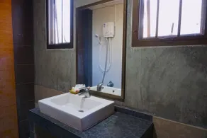 Tamnak Lanta at Chiang Mai - Bathroom