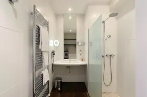 BEST WESTERN La Corniche - Salle de bain