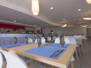 Lagrange Vacances Camping de l'Arquet - Restaurante