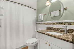 Las Hermanas 1 - Bathroom