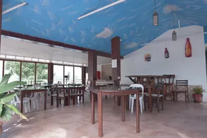 Tahanan Lakeview Hotel - Restaurant