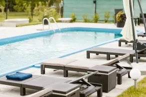 Hanul Conitei - Piscina