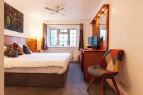 Club Wokingham Hotel - Room