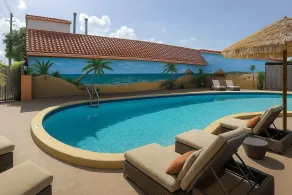 Super 8 by Wyndham Lantana West Palm Beach - Pool