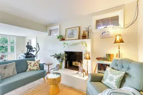 Peaceful Riverfront Retreat w/ Yoga & Art Studio! - Interiør